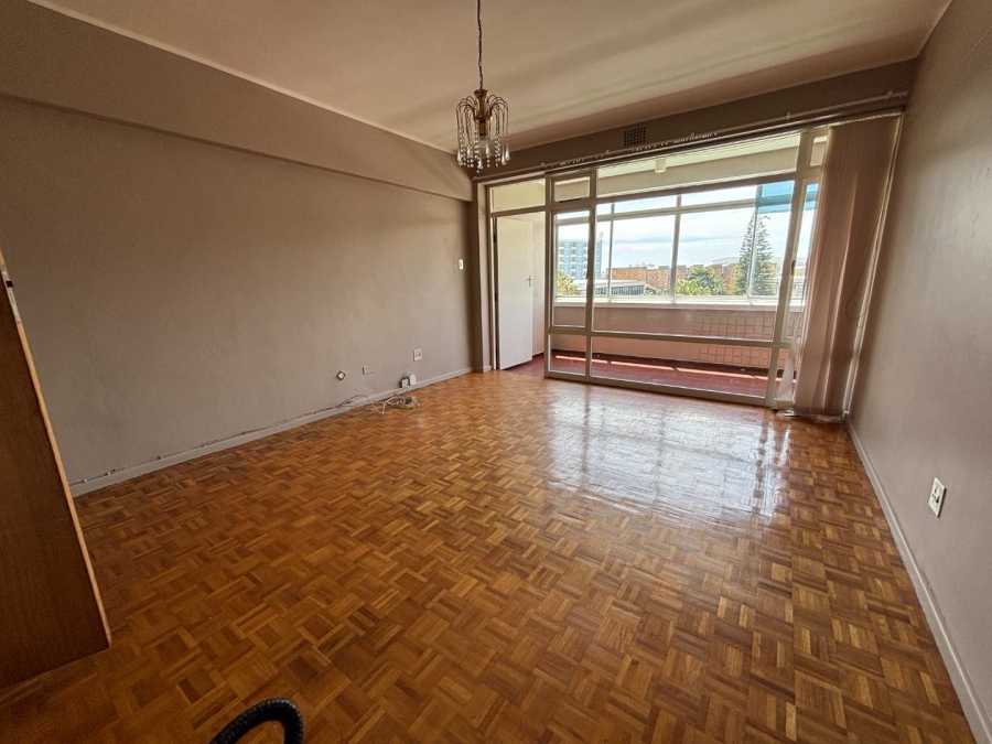 2 Bedroom Property for Sale in Three Anchor Bay Western Cape